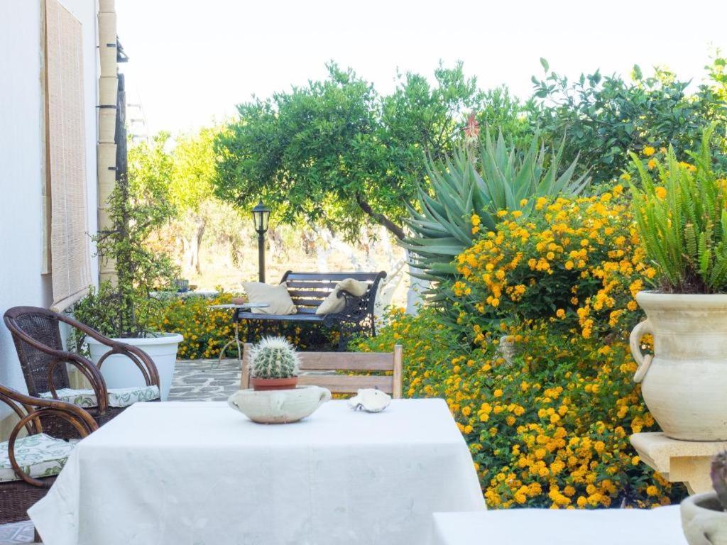 Le Macine 1868 Bed & Breakfast Paceco Bagian luar foto